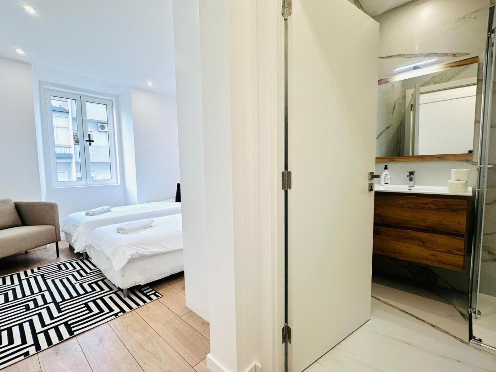 Center 3 Bedroom Flat Next To Avenida Almirante Reis Lisboa